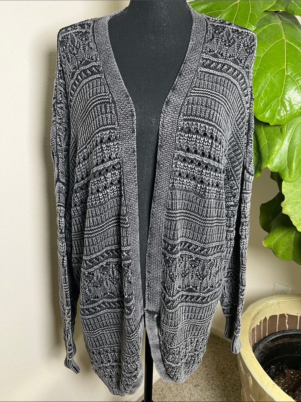 BKE Women’s 100% Cotton Black White Long Loose Knit Cardigan Sweater Medium - Picture 4 of 10